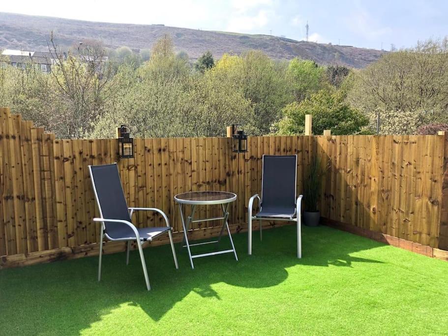 Rhondda Valleys With Breathtaking Riverside Views Llwynypia エクステリア 写真